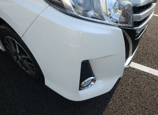 
								2017 Toyota Noah SI 2.0L full									