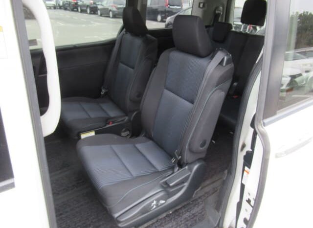 
								2017 Toyota Voxy ZS Kirameki 2.0L full									