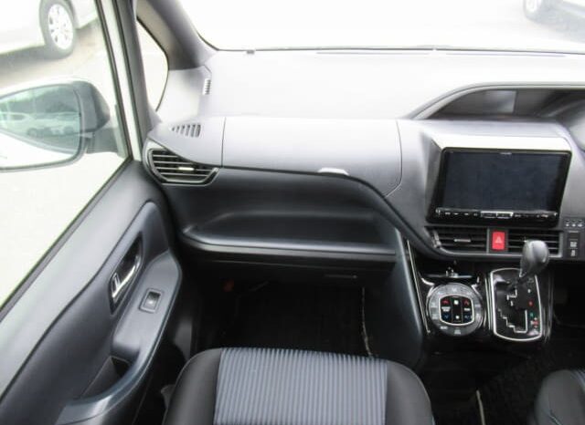 
								2017 Toyota Voxy ZS Kirameki 2.0L full									