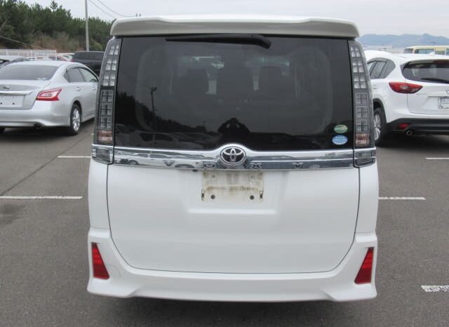 
								2017 Toyota Voxy ZS Kirameki 2.0L full									