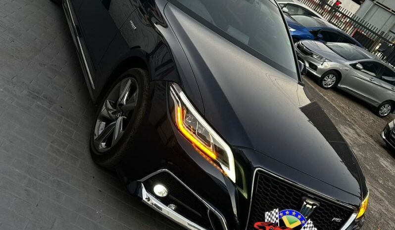 
								2018 Toyota Crown RS 2.5L full									
