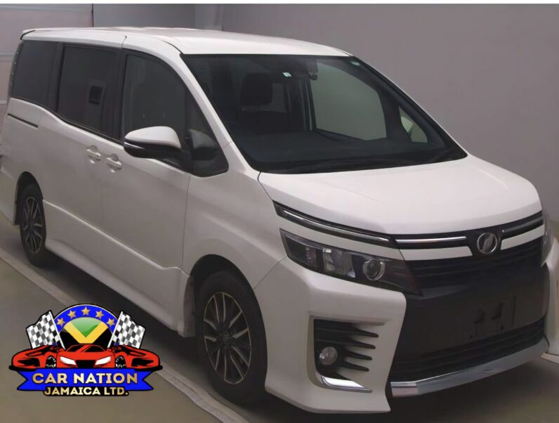 
								2017 Toyota Voxy ZS Kirameki 2.0L full									
