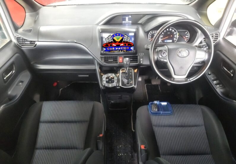 
								2017 Toyota Voxy ZS Kirameki 2.0L full									