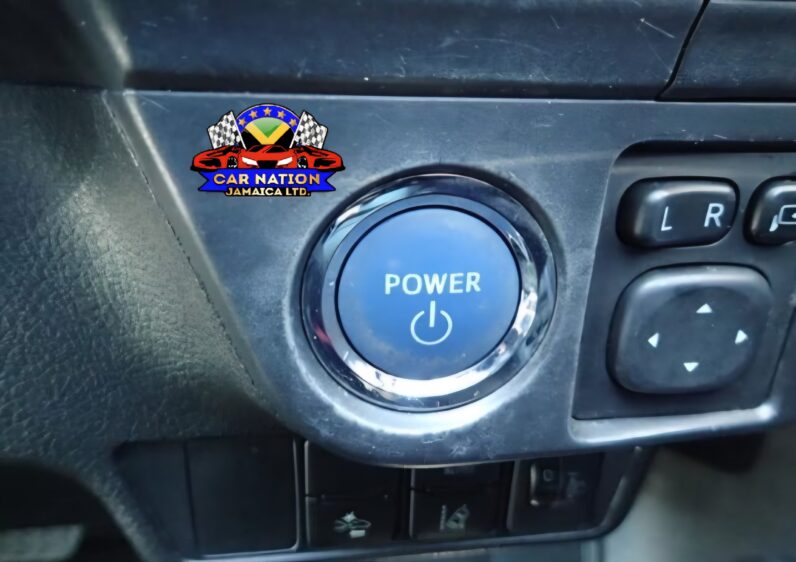 
								2015 Toyota Fielder G full									