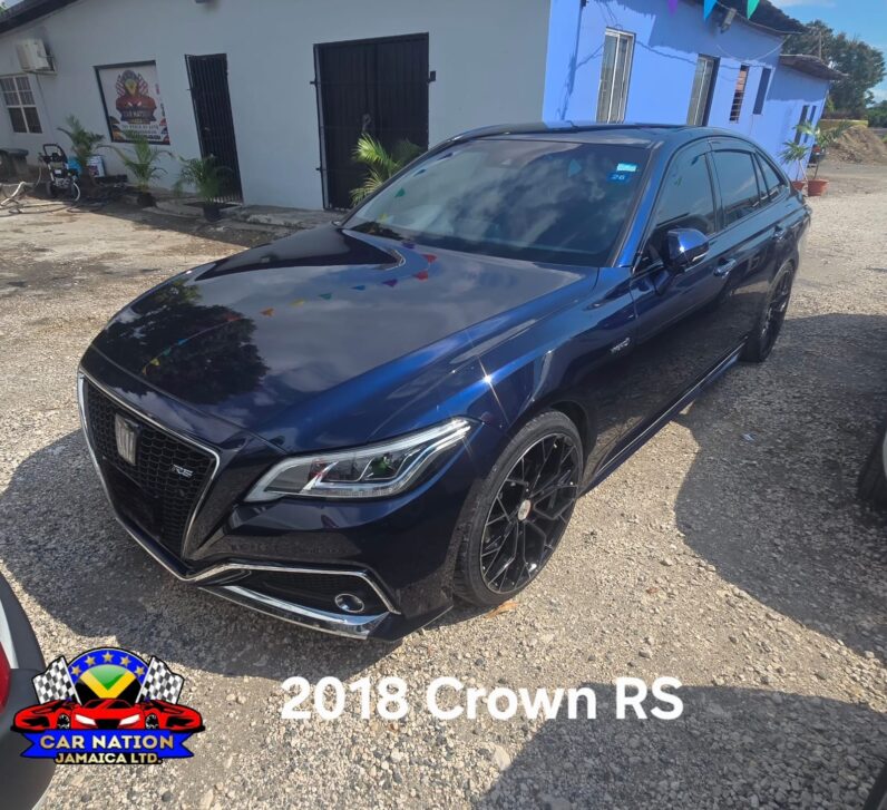 
								2018 Toyota Crown RS 2.5L full									