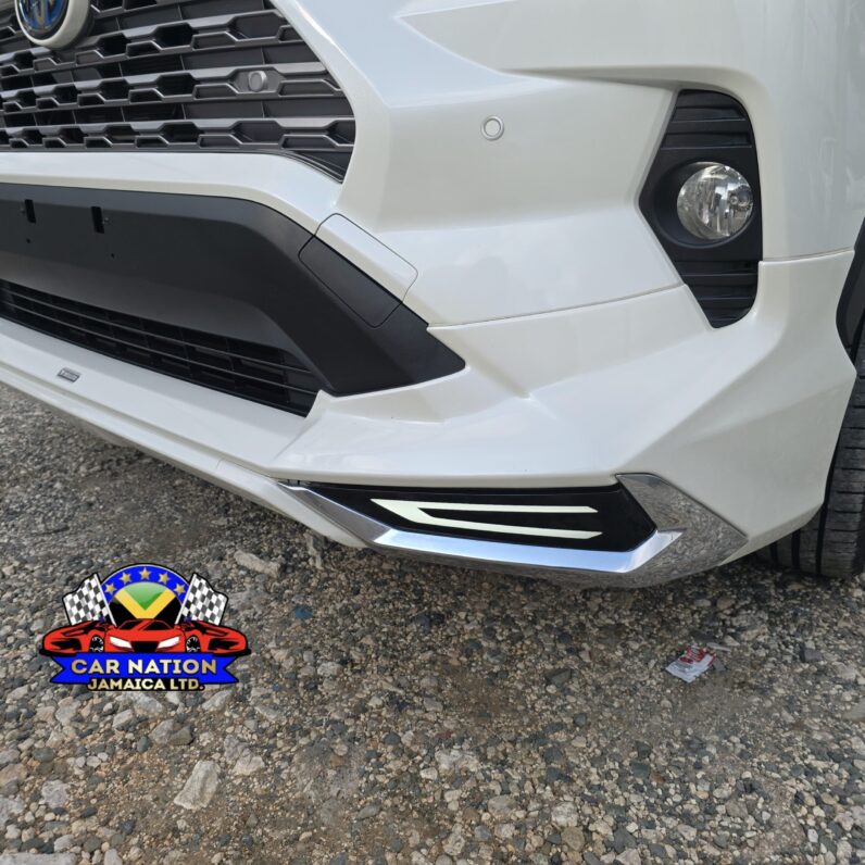 
								2020 Toyota Rav4 XLE Modellista Edition 2.5L full									