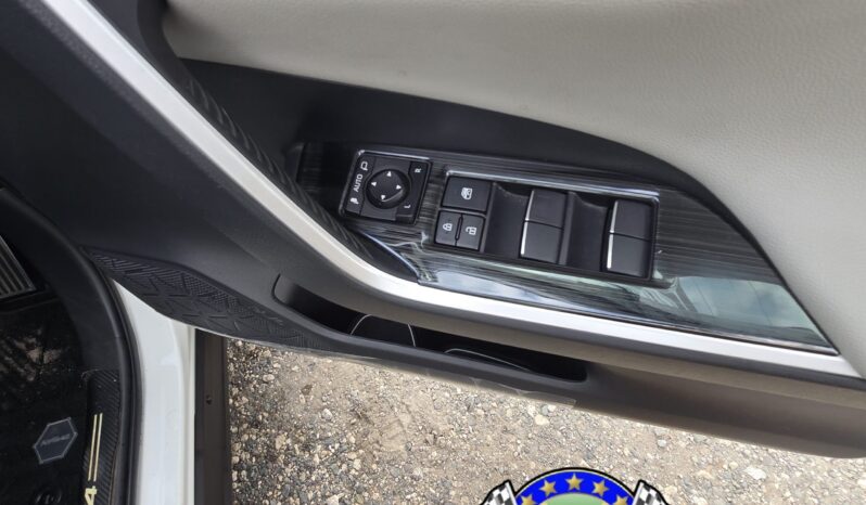 
								2020 Toyota Rav4 XLE Modellista Edition 2.5L full									