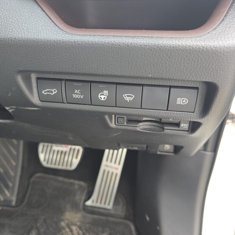 
								2020 Toyota Rav4 XLE Modellista Edition 2.5L full									