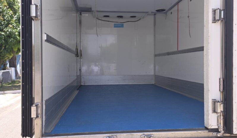 
								2017 Isuzu Forward Refrigerated Box Truck 5.2L 4HK1 full									