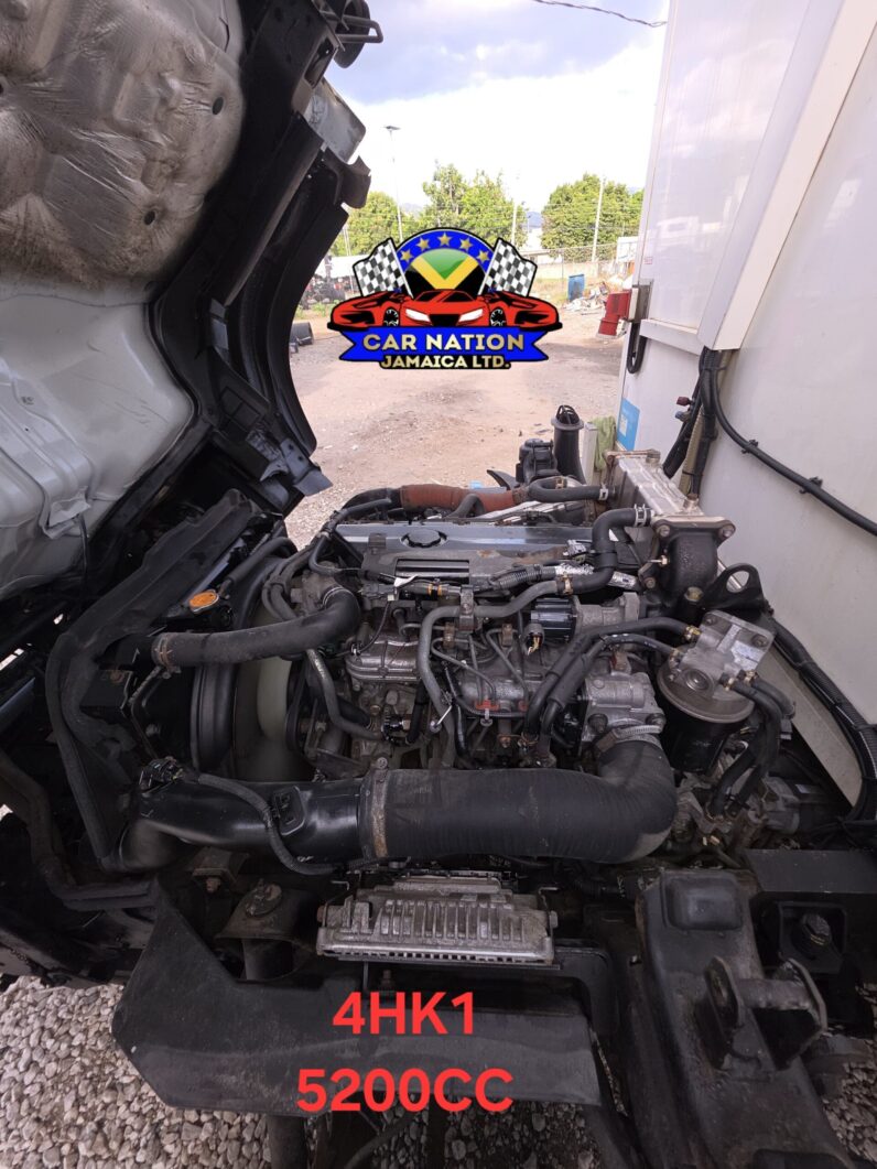 
								2017 Isuzu Forward Refrigerated Box Truck 5.2L 4HK1 full									