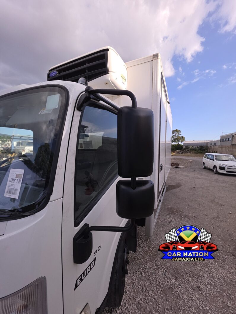 
								2017 Isuzu Forward Refrigerated Box Truck 5.2L 4HK1 full									