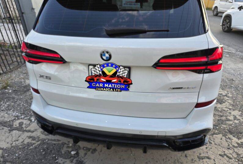 
								2022 BMW X5 35d M SPORT (AIR SUSPENSION & PANARAMIC ROOF) full									