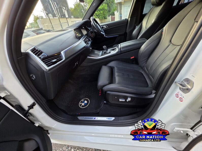 
								2022 BMW X5 35d M SPORT (AIR SUSPENSION & PANARAMIC ROOF) full									