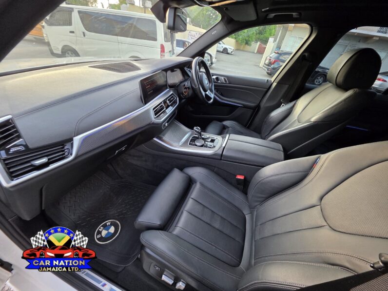 
								2022 BMW X5 35d M SPORT (AIR SUSPENSION & PANARAMIC ROOF) full									