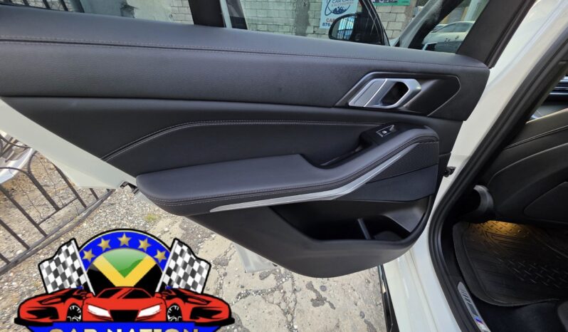 
								2022 BMW X5 35d M SPORT (AIR SUSPENSION & PANARAMIC ROOF) full									