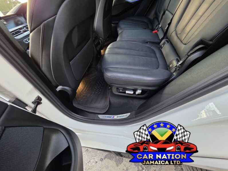 
								2022 BMW X5 35d M SPORT (AIR SUSPENSION & PANARAMIC ROOF) full									