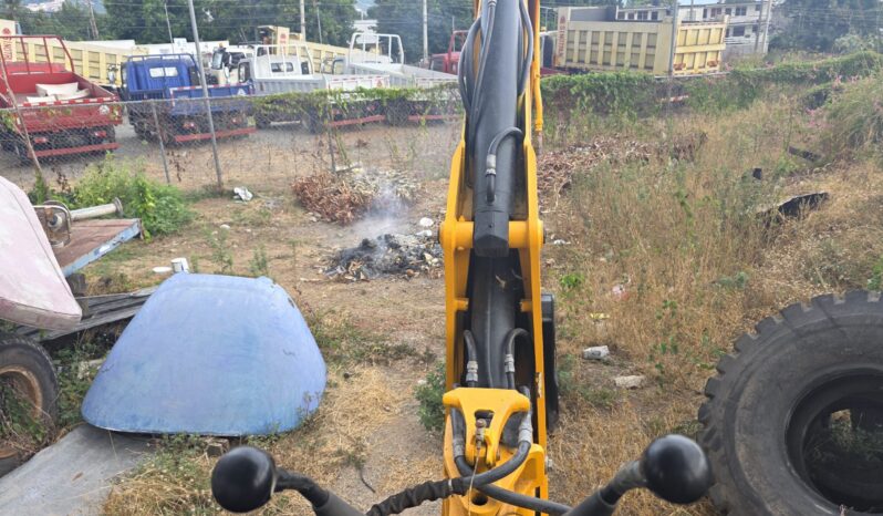 
								2012 JCB Backhoe 3CX full									