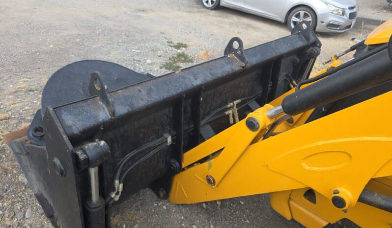 
								2012 JCB Backhoe 3CX full									