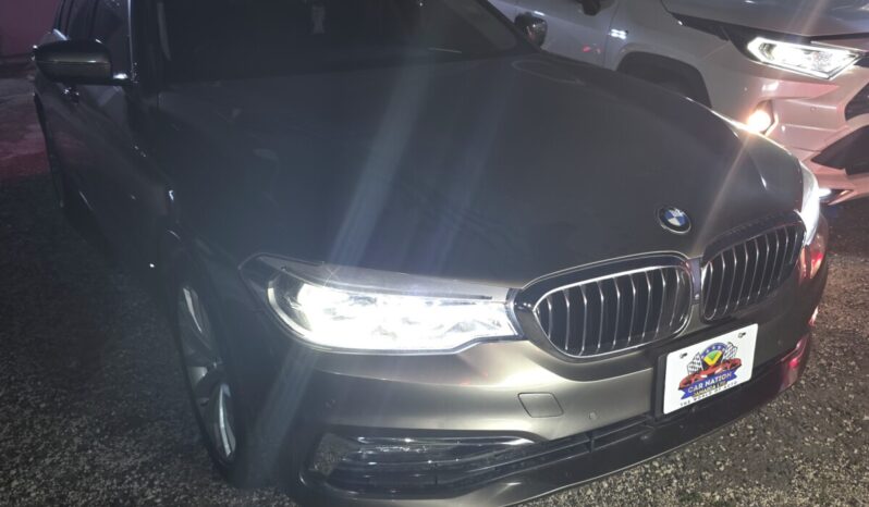 
								2018 BMW 530I Luxury Line (Sunroof) full									