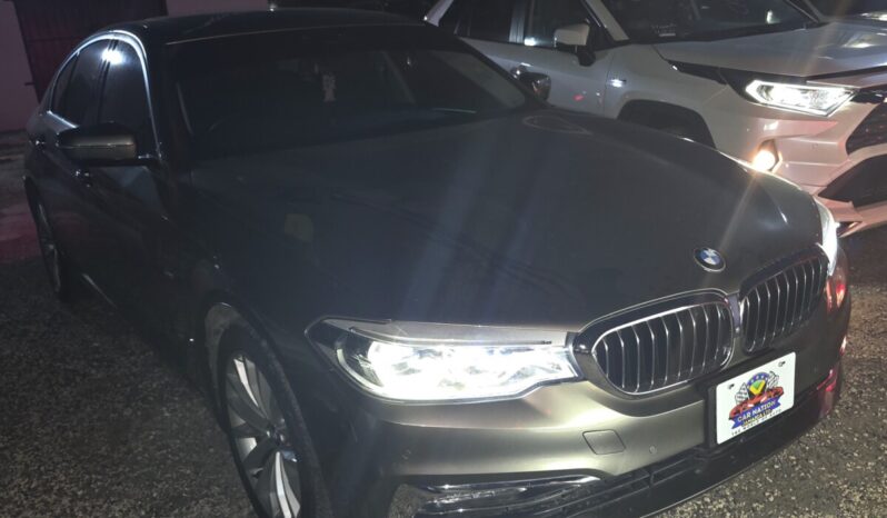 
								2018 BMW 530I Luxury Line (Sunroof) full									