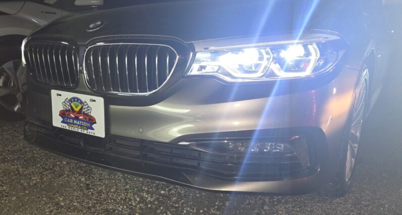 
								2018 BMW 530I Luxury Line (Sunroof) full									