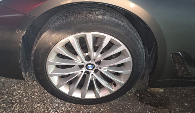 
								2018 BMW 530I Luxury Line (Sunroof) full									