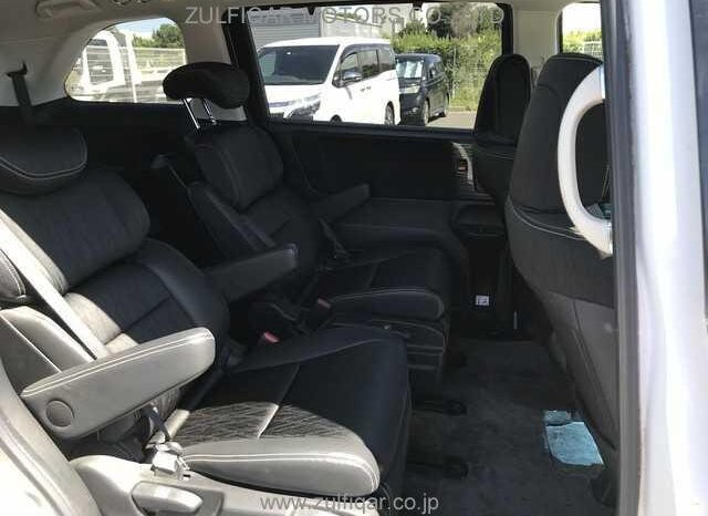 
								2017 Honda Odyssey 2.4 Absolute EX full									