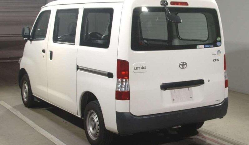 
								2018 Toyota LiteAce full									