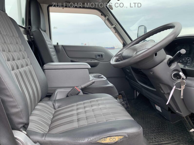 
								2018 Mazda Bongo truck full									