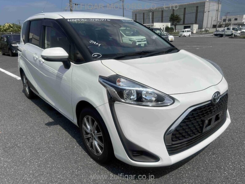 
								2019 Toyota Sienta full									