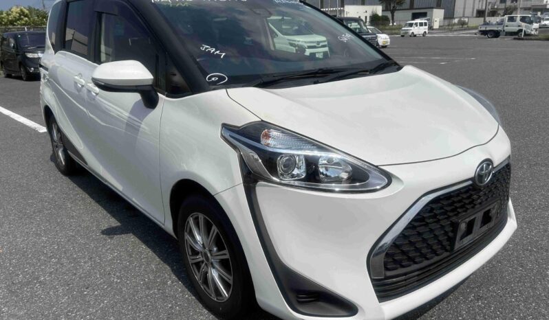 
								2019 Toyota Sienta full									