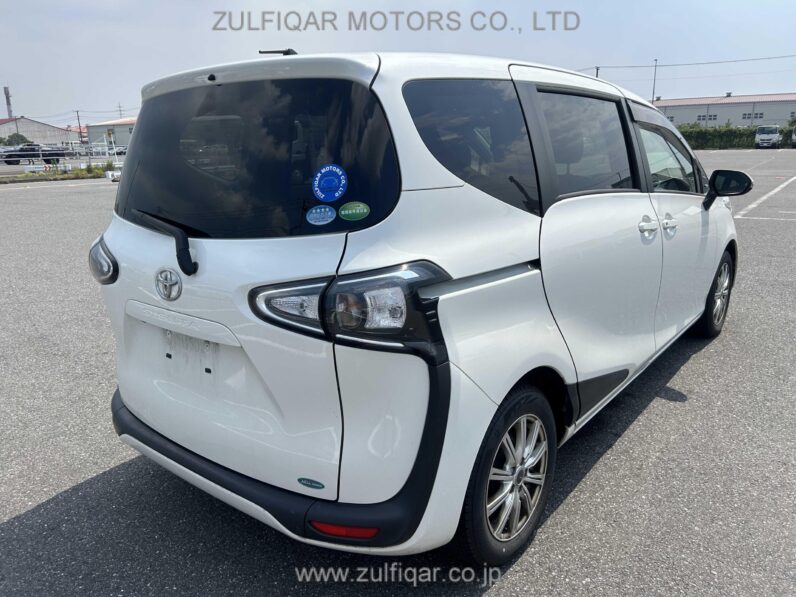 
								2019 Toyota Sienta full									
