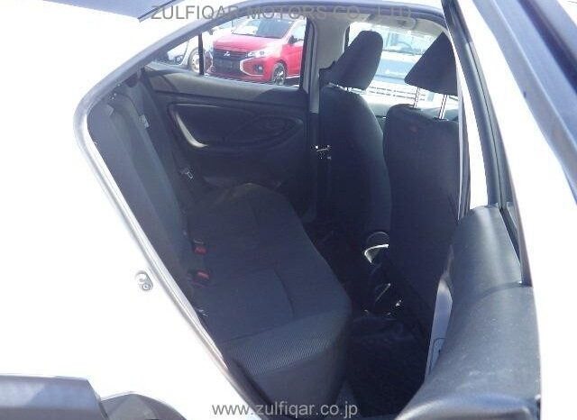 
								2022 Toyota Yaris Cross full									