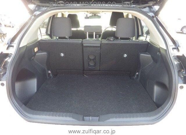 
								2022 Toyota Yaris Cross full									