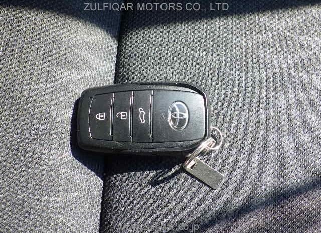 
								2022 Toyota Yaris Cross full									