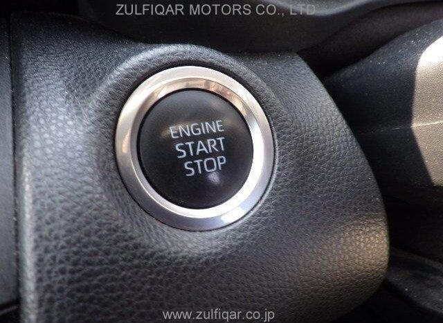 
								2022 Toyota Yaris Cross full									