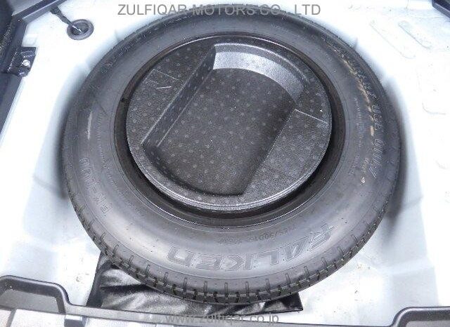 
								2022 Toyota Yaris Cross full									