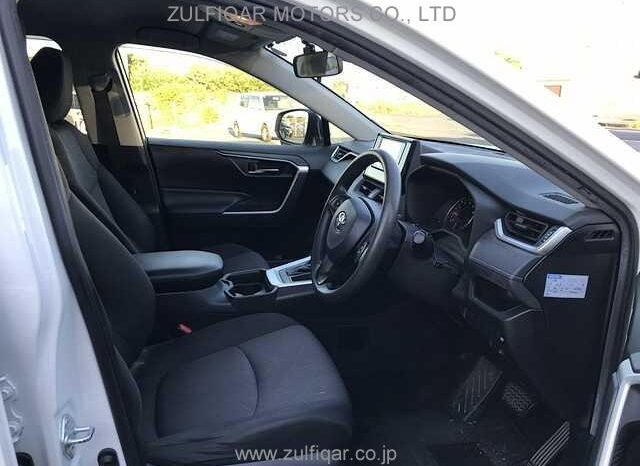 
								2019 Toyota Rav4 G full									