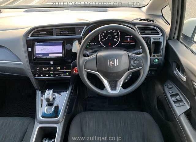 
								2020 Honda Fit Shuttle full									