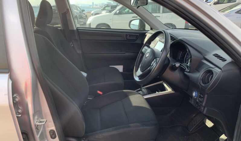
								2021 Toyota Corolla Fielder 1.5L Hybrid full									