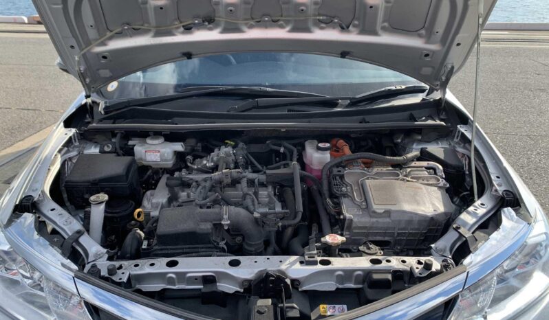 
								2021 Toyota Corolla Fielder 1.5L Hybrid full									