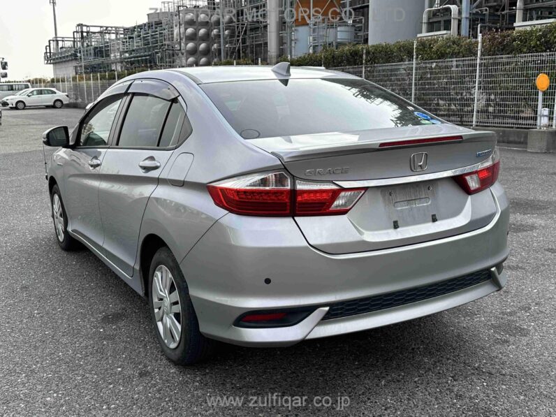
								2019 Honda Grace full									