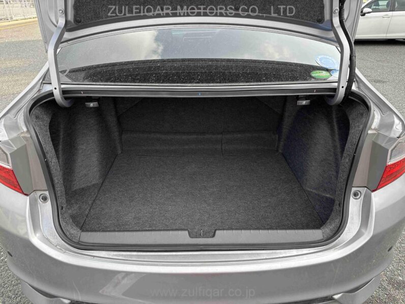 
								2019 Honda Grace full									