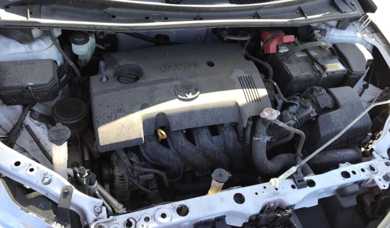 
								2019 Toyota Corolla Axio full									