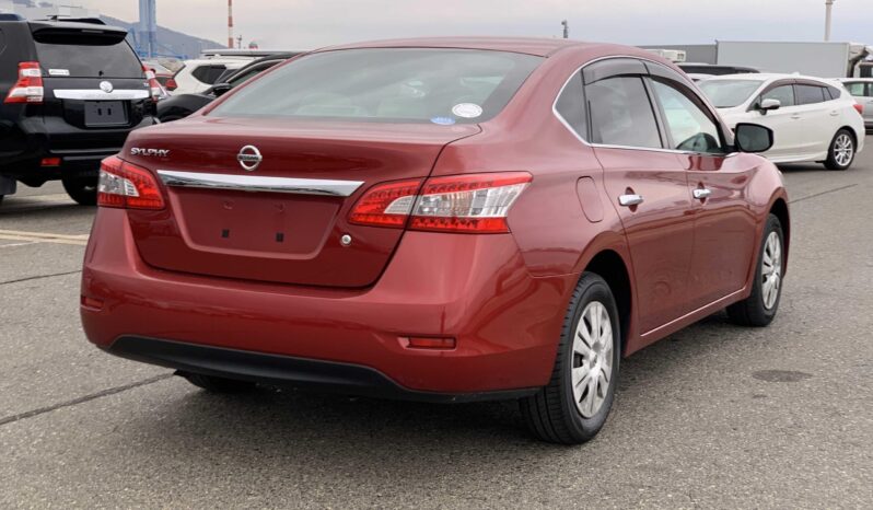 
								2019 Nissan Sylphy X 1.6L full									
