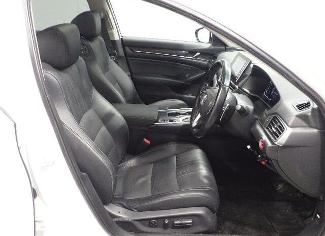 
								2022 Honda Accord 2.0L iVtec full									