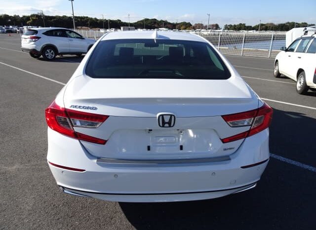 
								2022 Honda Accord 2.0L iVtec full									