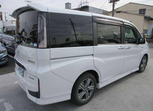 
								2019 Honda Step Wagon Spada full									