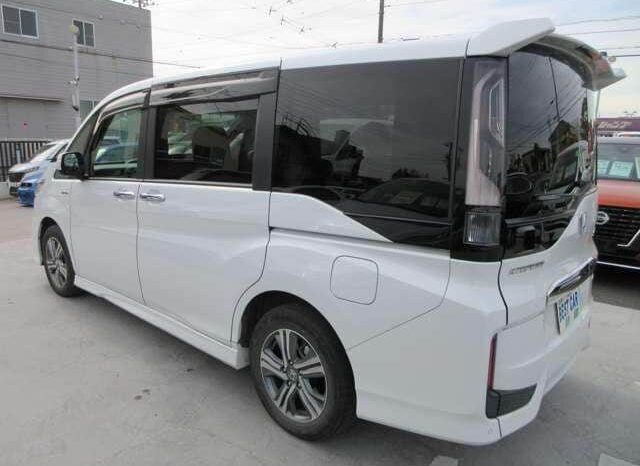 
								2019 Honda Step Wagon Spada full									