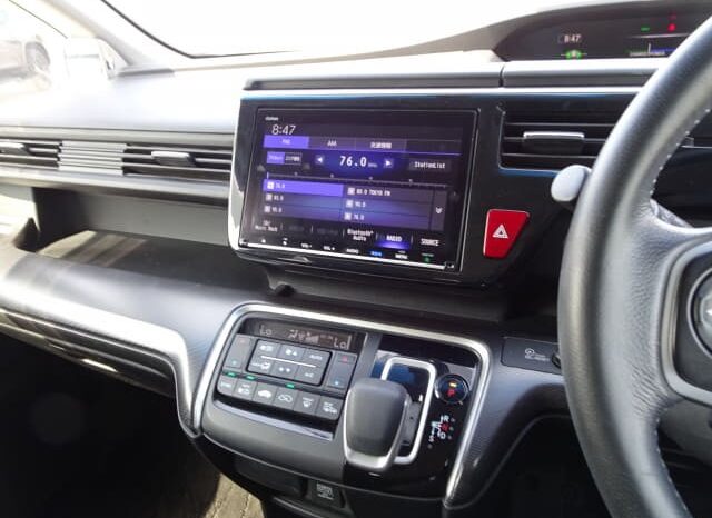 
								2019 Honda Step Wagon Spada full									
